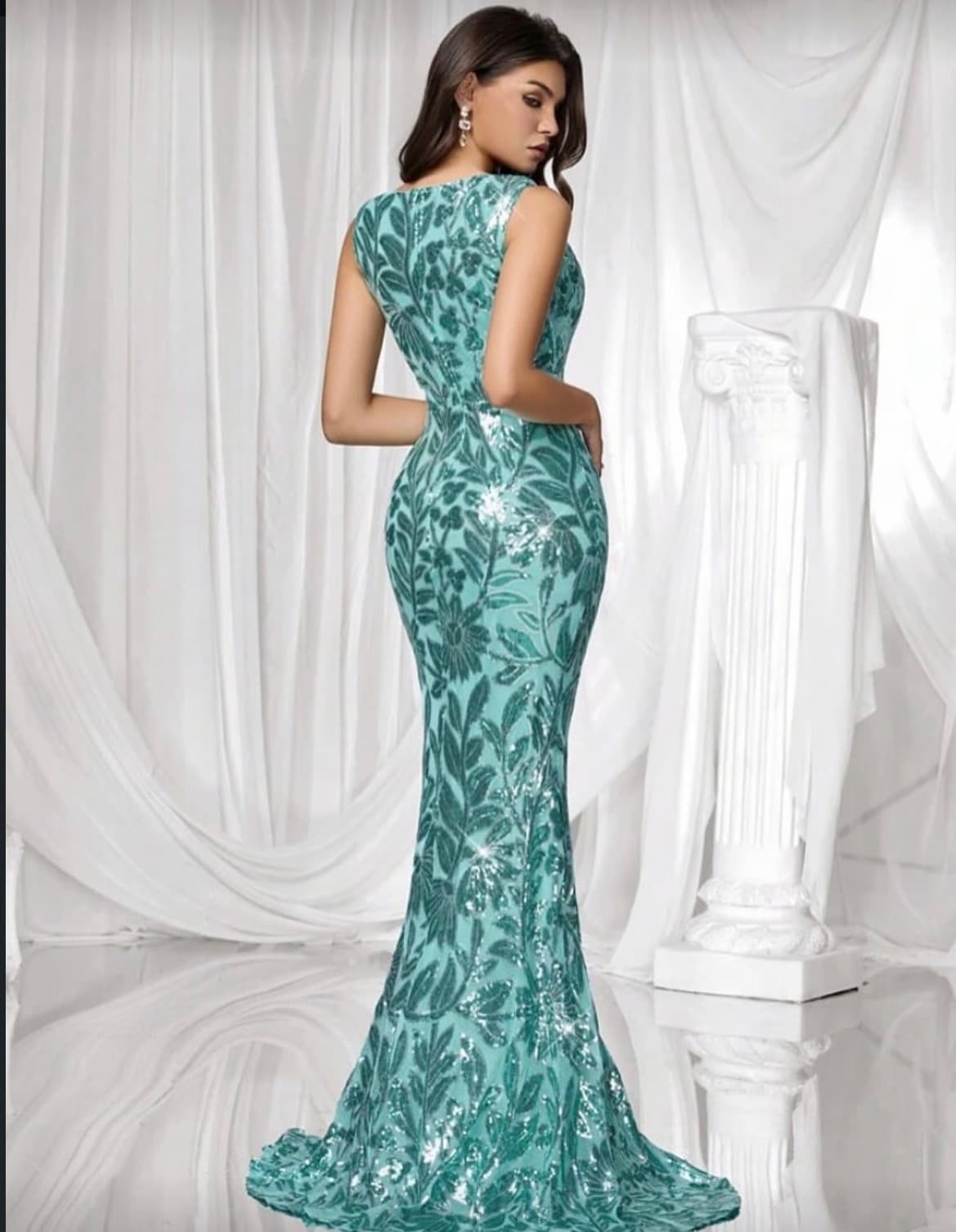 Vestido verde agua con lentejuelas